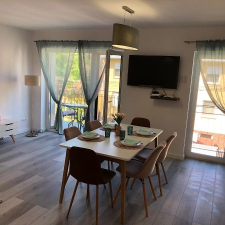 Szeged Gyoengye Delux Appartement Buitenkant foto