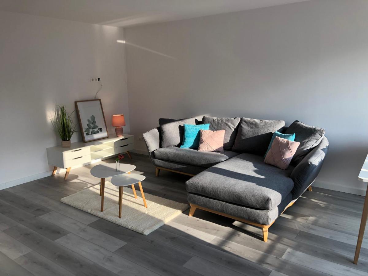 Szeged Gyoengye Delux Appartement Buitenkant foto
